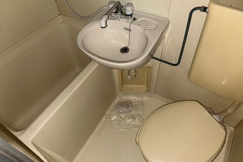 ①UB前
